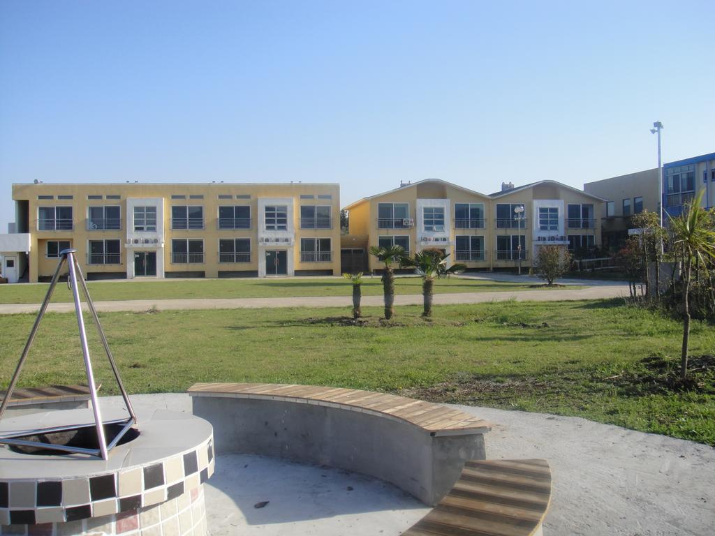Geomunoreum Hostel Чеджу Екстериор снимка