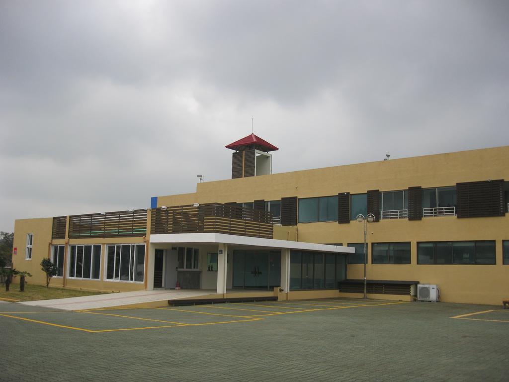 Geomunoreum Hostel Чеджу Екстериор снимка