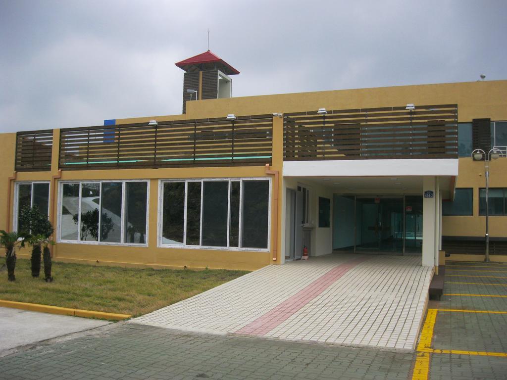 Geomunoreum Hostel Чеджу Екстериор снимка