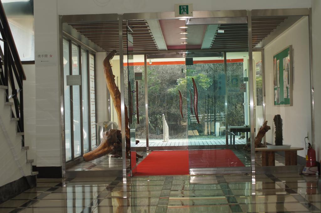 Geomunoreum Hostel Чеджу Екстериор снимка